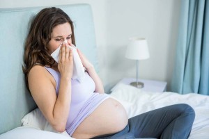 febra in prima luna de sarcina